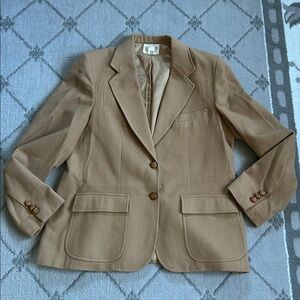 Vintage Bretton Place Classic Tan 2 Button Wool Blazer